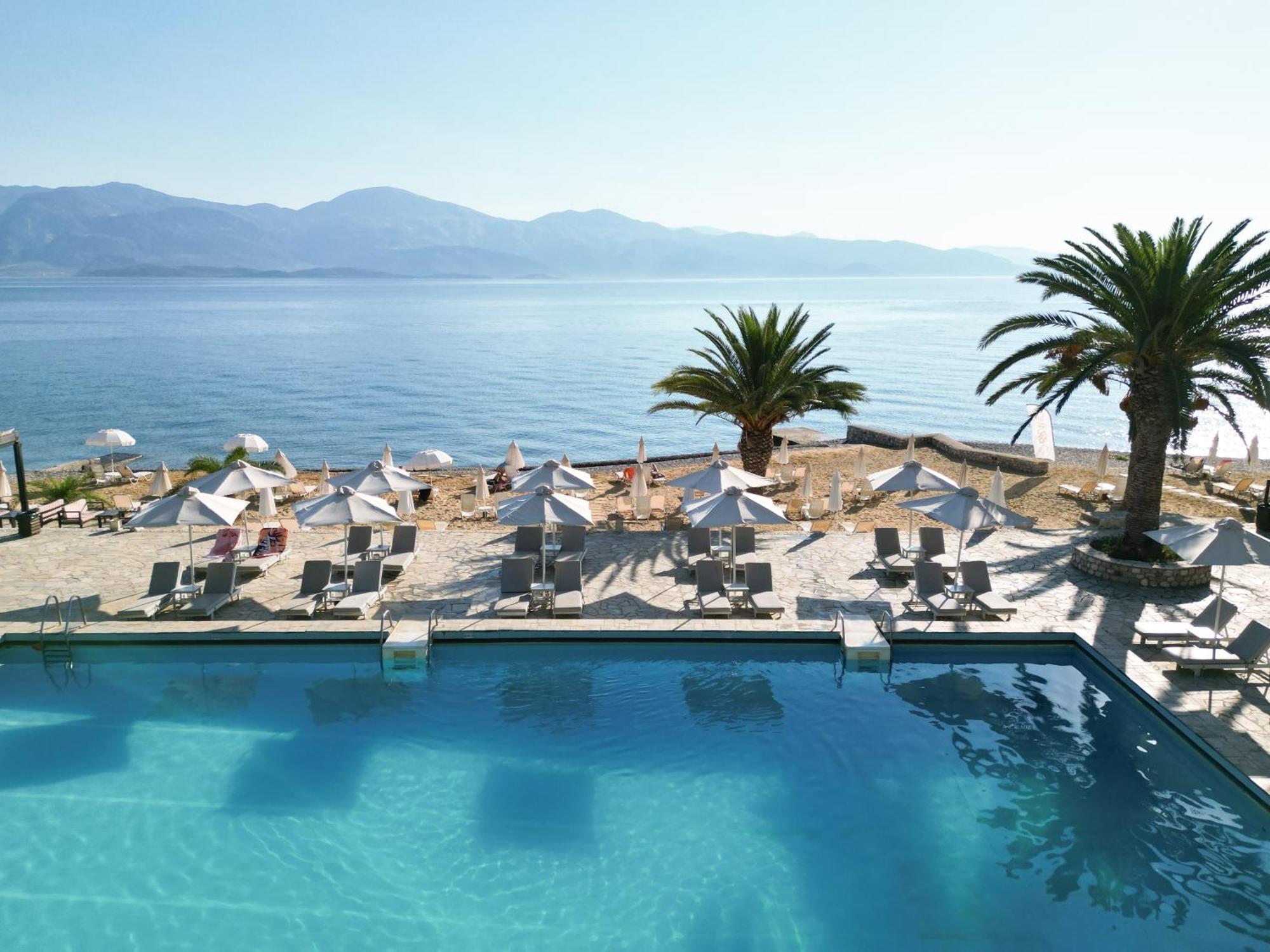 Long Beach Hotel & Resort Лонгос Екстериор снимка