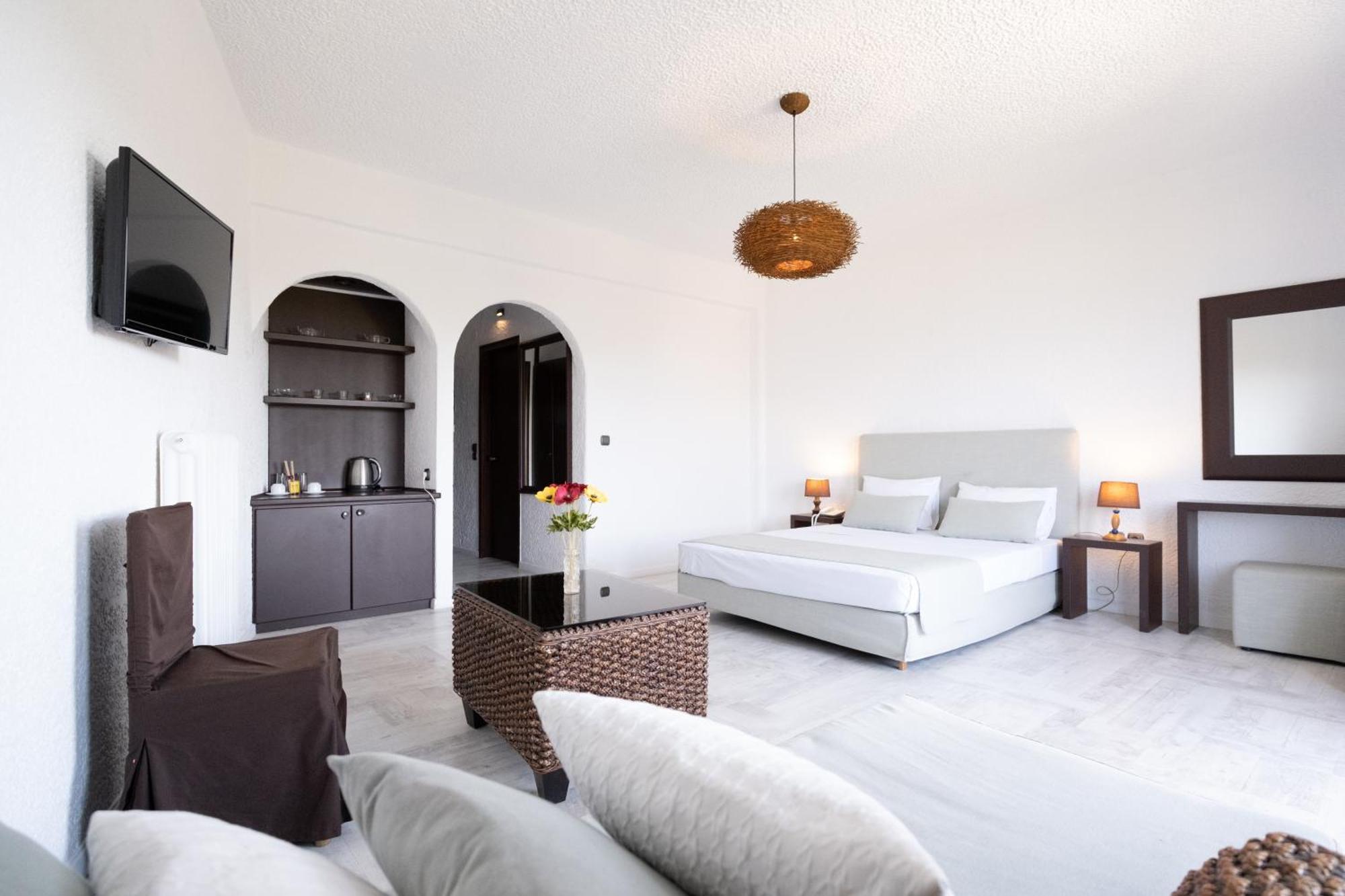 Long Beach Hotel & Resort Лонгос Екстериор снимка